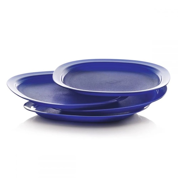 Tupperware microwave reheatable luncheon plates